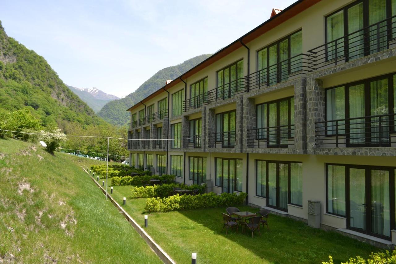 Yurd Hotel Qax Exterior foto