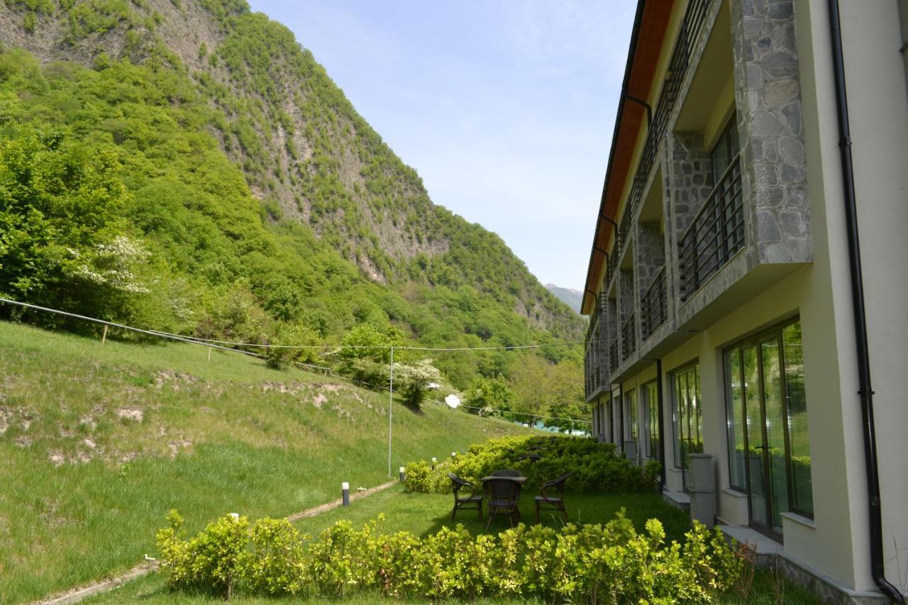 Yurd Hotel Qax Exterior foto